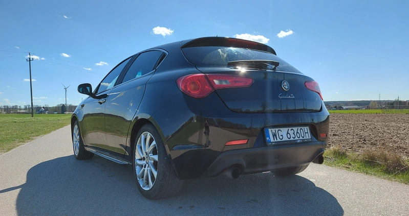 Alfa Romeo Giulietta cena 35800 przebieg: 216000, rok produkcji 2013 z Garwolin małe 211